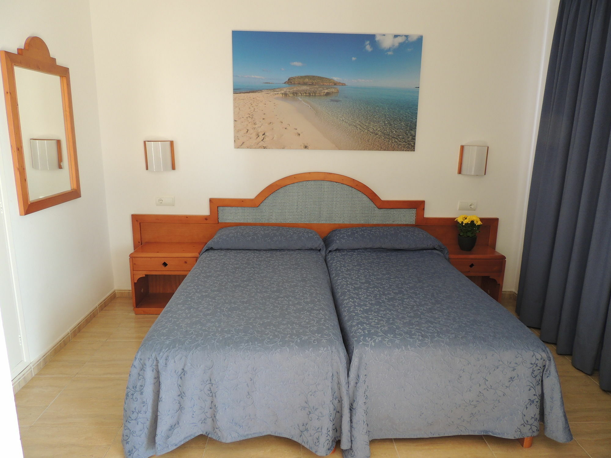 Apartamentos Sal Rossa Ibiza Bagian luar foto